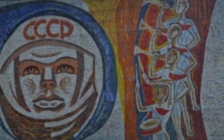В Воронеже не нашли реставраторов для восстановления мозаики с Гагариным