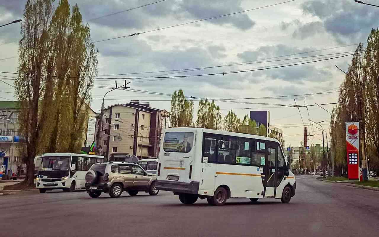 Власти начали опрос по корректировке 6 автобусных маршрутов в Воронеже
