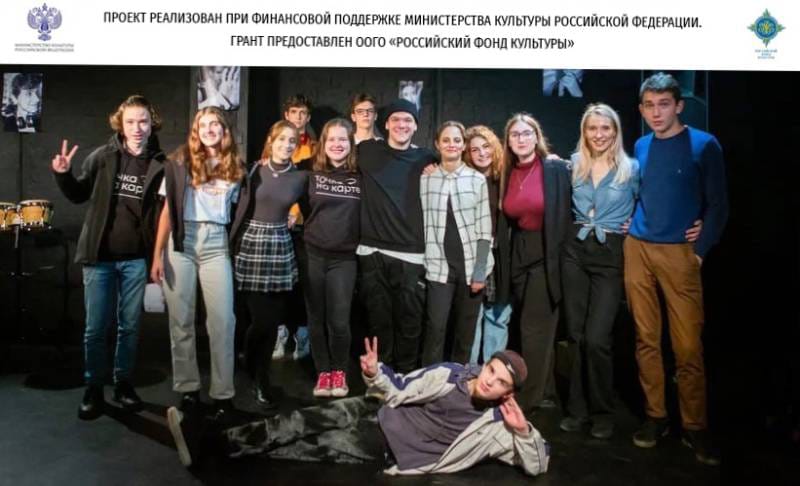 В Воронеже театральные артисты устроят читки для школьников