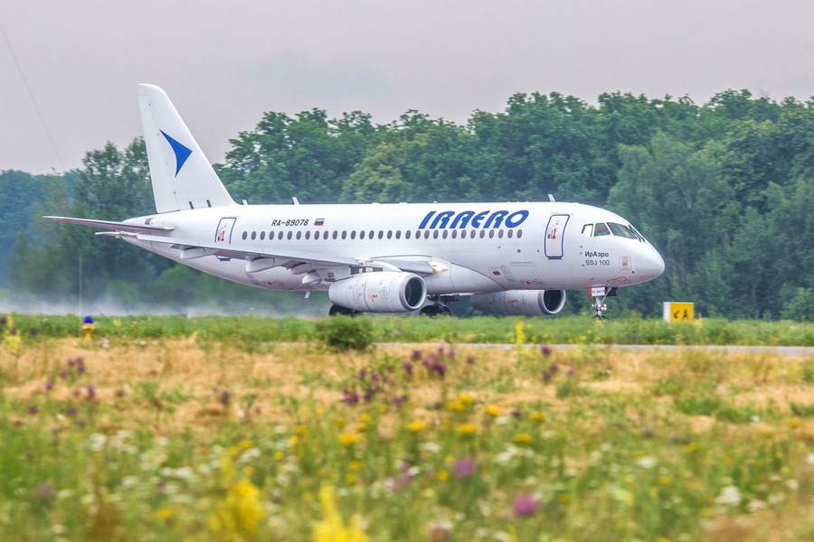 Авиакомпания «ИрАэро» перенесла дни вылета из Воронежа в Крым