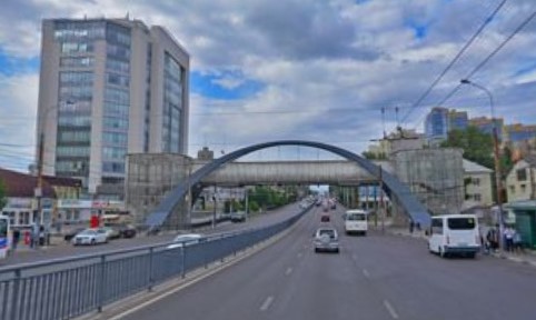 Переход у автовокзала в Воронеже разработчики метробуса предлагают снести