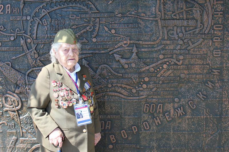 Защищавшая Воронеж 101-летняя «железная бабушка» записала поздравление с Днем Победы 