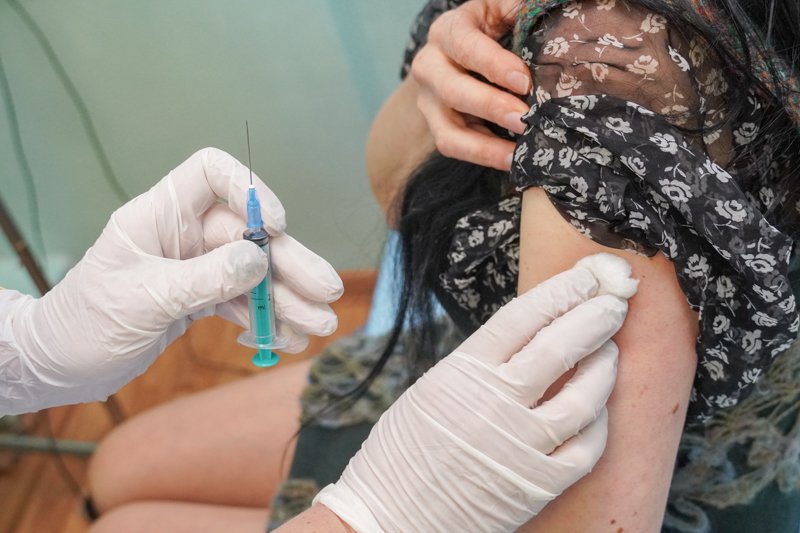Выполнение плана по вакцинации от ковида в Воронежской области перешагнуло 65%