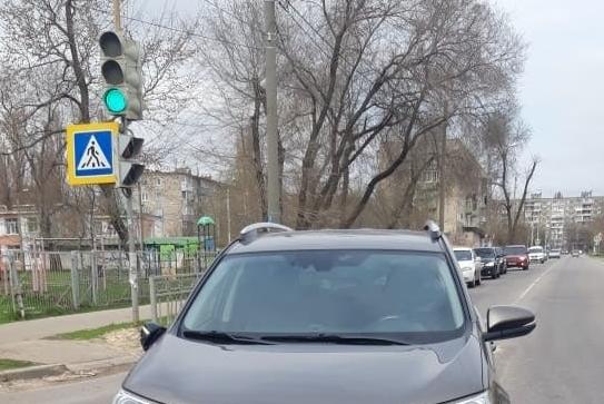 12-летнюю девочку на пешеходном переходе в Воронеже сбила иномарка