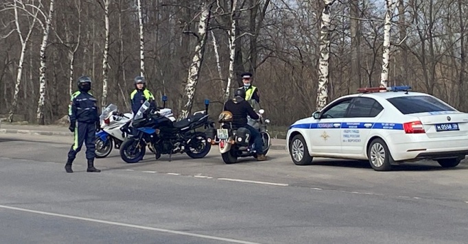 Воронежские полицейские начали патрулировать город на мотоциклах