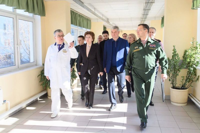 Губернатор рассказал о встрече с ранеными на Украине воронежскими спецназовцами