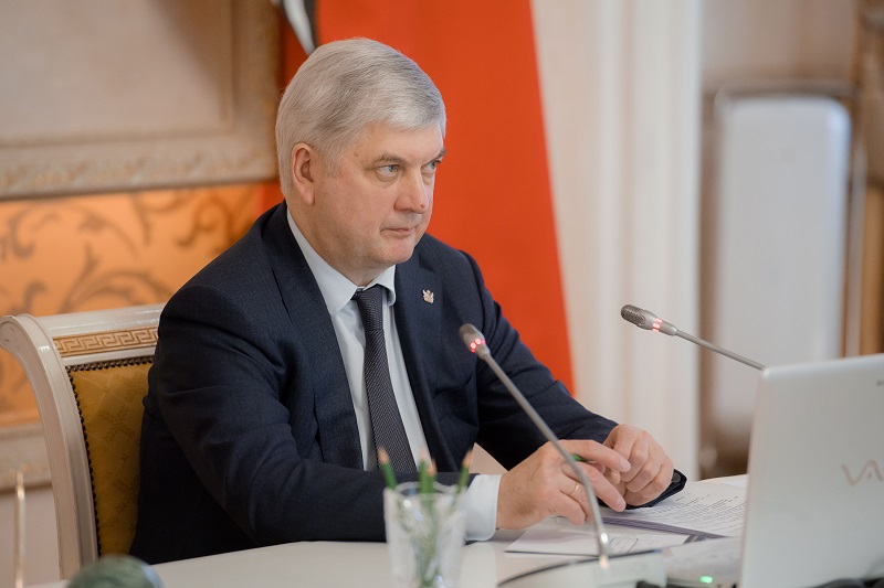 Воронежский губернатор заподозрил предприятия в умышленном банкротстве 