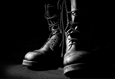 Предсмертную записку нашли в ботинке умершего в Майкопе воронежского солдата