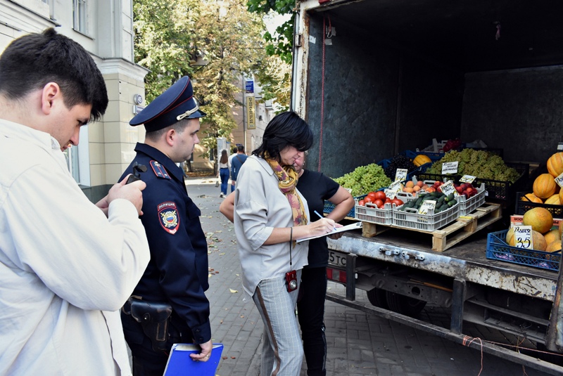 В Воронеже прошел очередной рейд по пресечению незаконной торговли