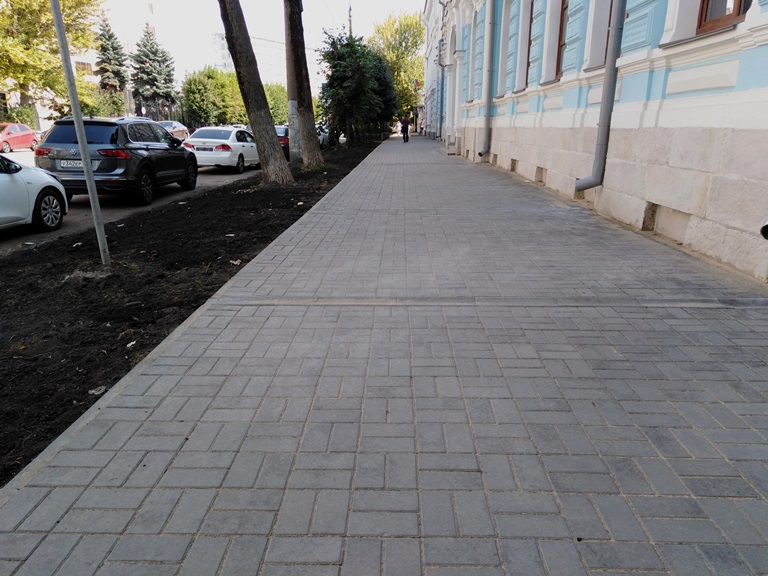 В Воронеже на ул. 9 Января завершили капремонт тротуара