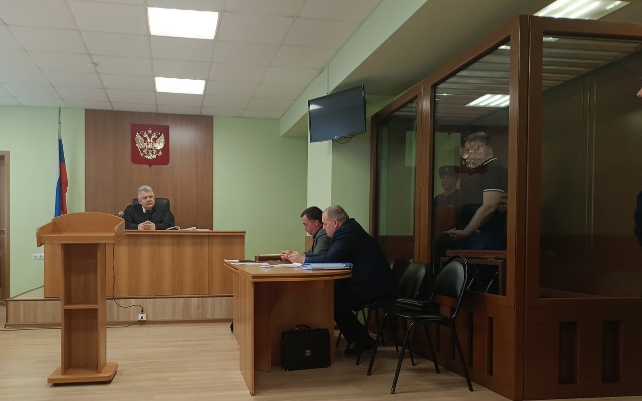 В присвоении земельных участков обвинили главу района Воронежской области