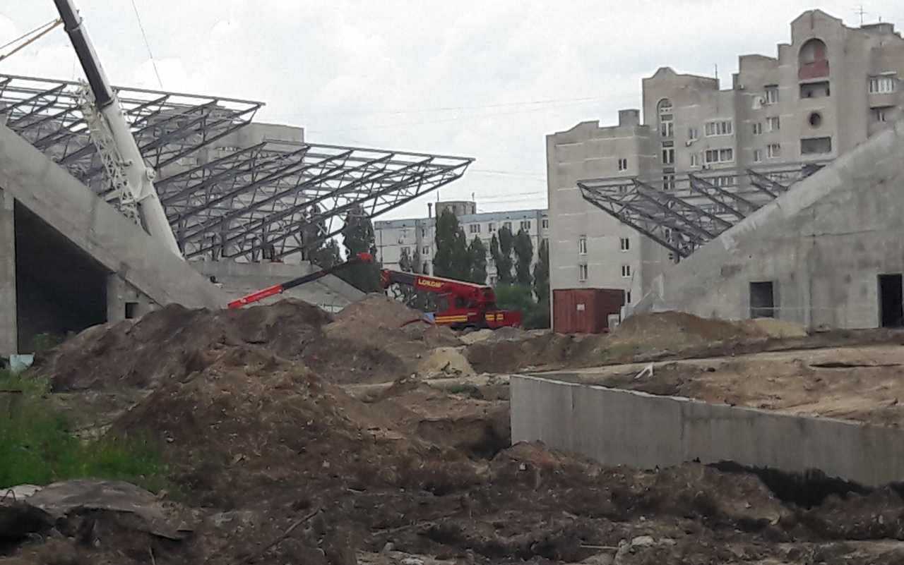 Подходы к новому стадиону «Факел» в Воронеже отделят от соседних дворов