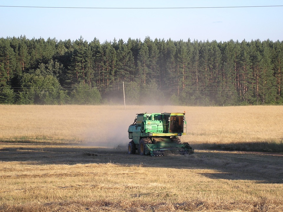 Собрали второй миллион тонн зерна в Воронежской области