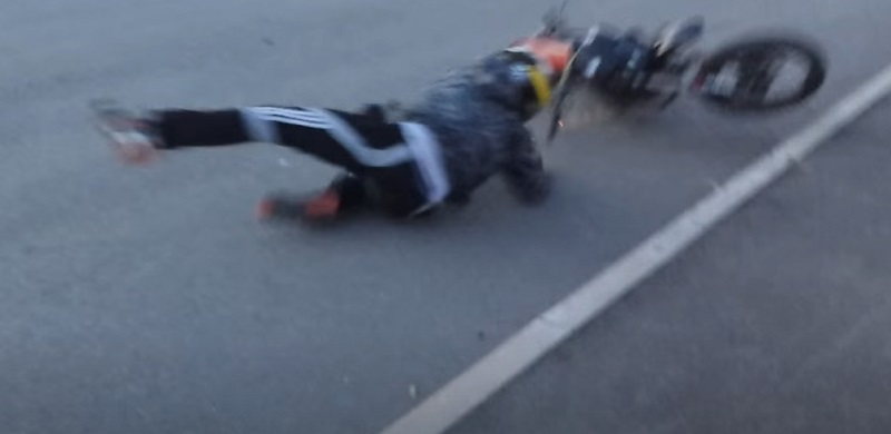 Под Воронежем 13-летний подросток на спортивном мотоцикле влетел в «Ладу Гранта»