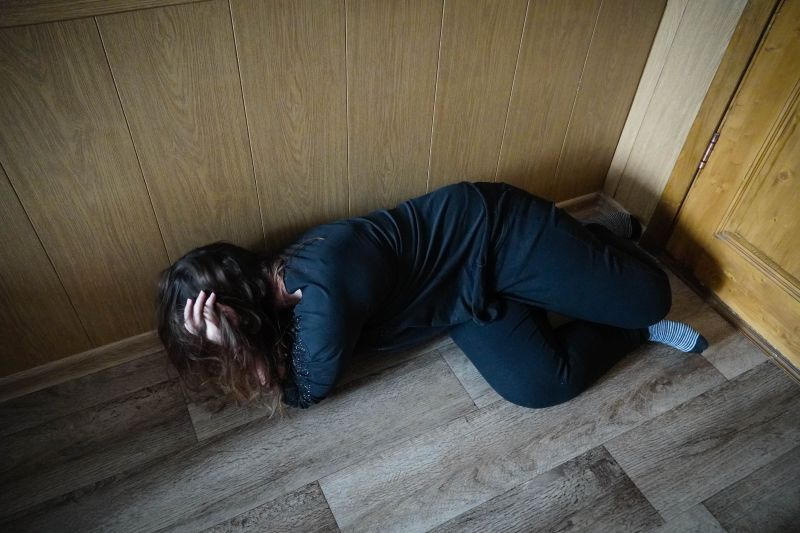 В райцентре под Воронежем 9-летняя девочка стала жертвой маньяка