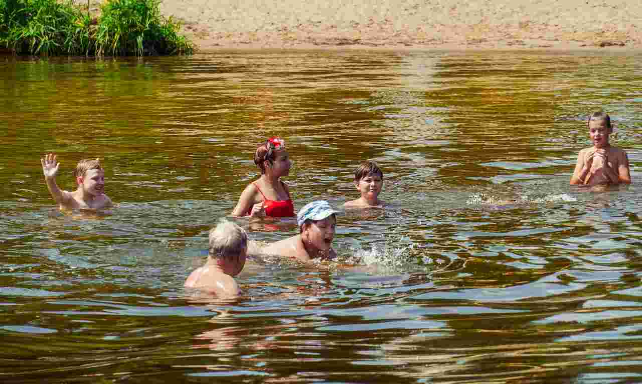 Воронежцам напомнили о штрафах за купание в неположенном месте
