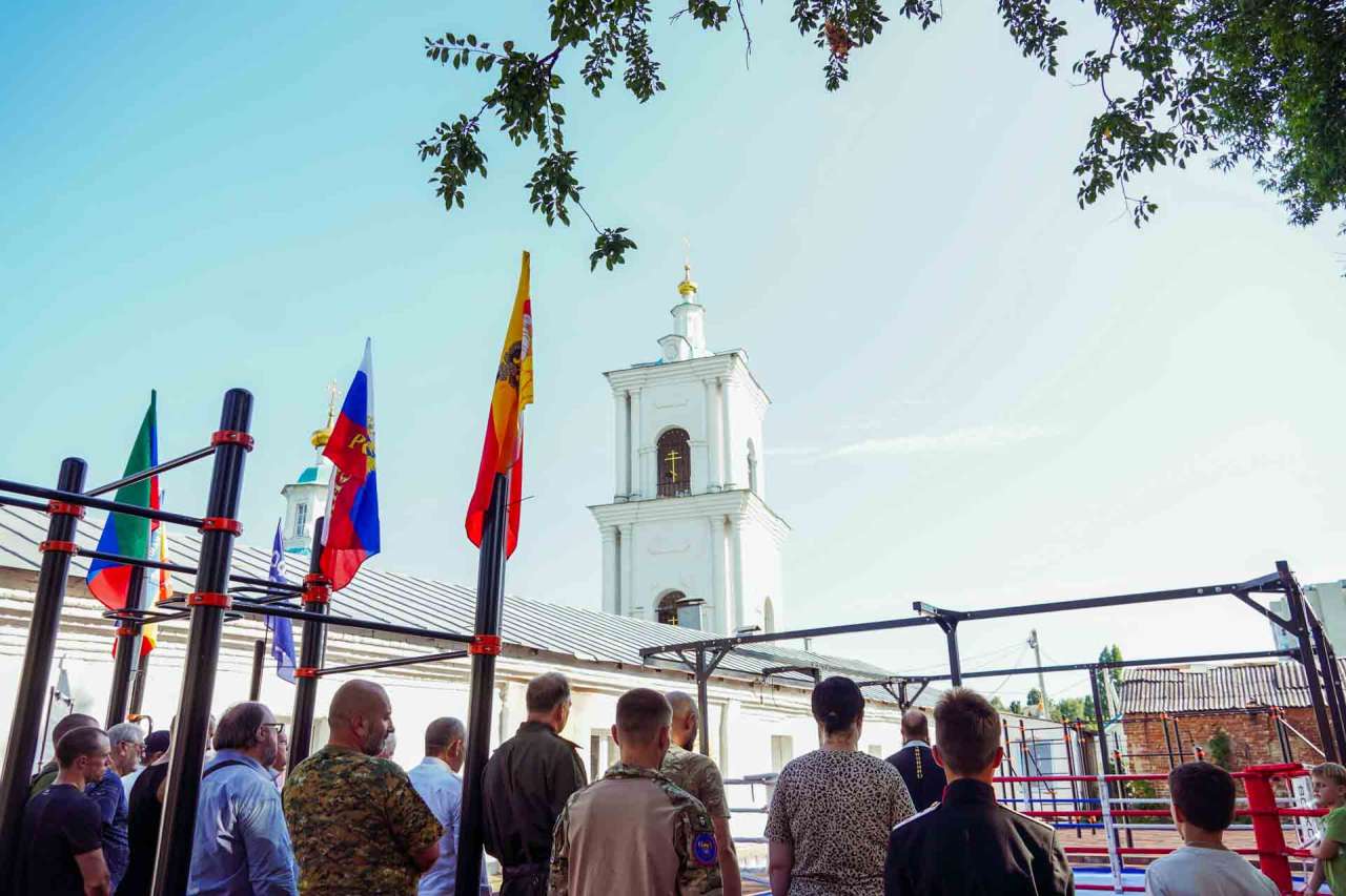 В Воронеже почтили память силовиков, погибших в июньском теракте в Дагестане