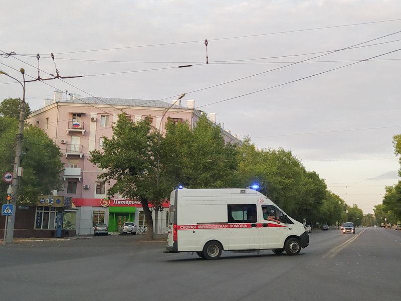 В центре Воронежа ночью две женщины попали под колёса Daewoo Nexia