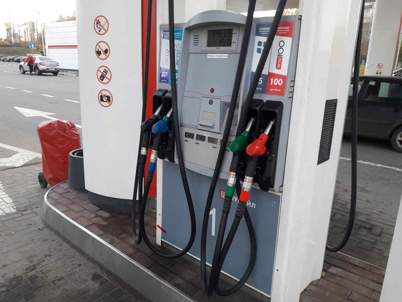 Бензин и дизельное топливо продолжают расти в цене в Воронежской области