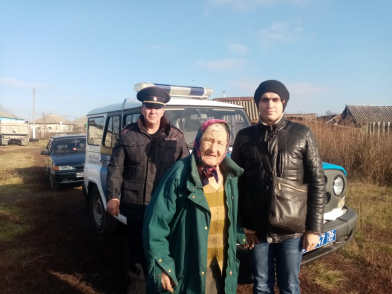 Под Воронежем полицейские разыскали заблудившуюся 77-летнюю бабушку