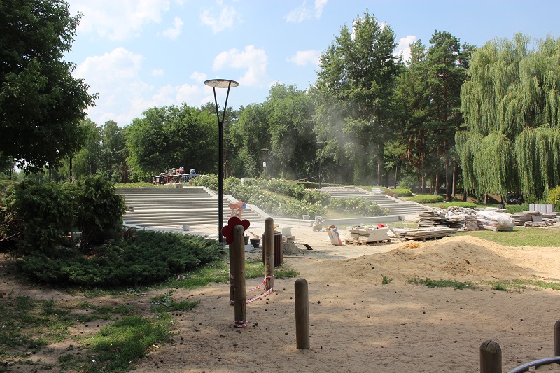 В Воронеже продолжается реконструкция парка «Алые паруса»