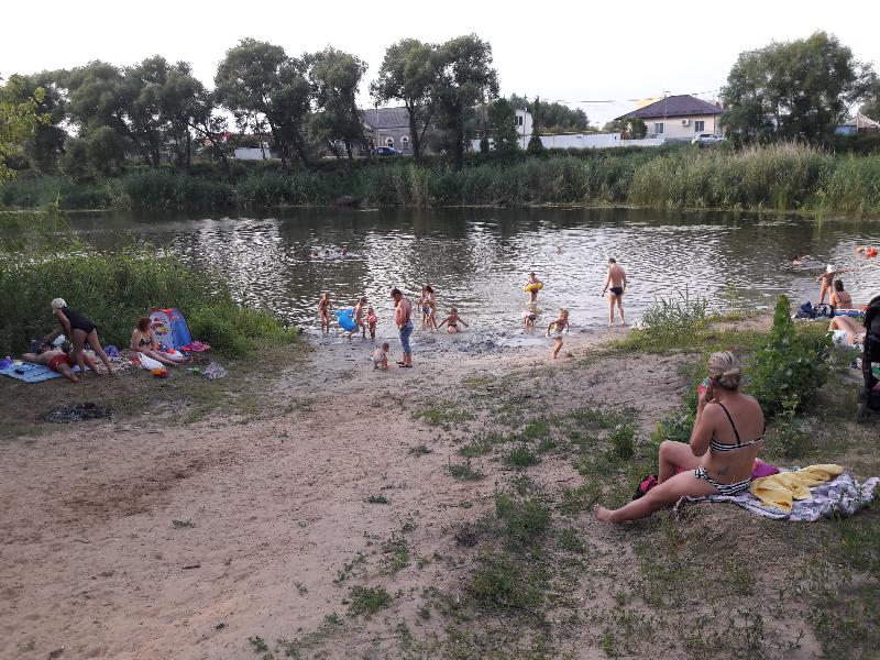 Из-за 38-градусной жары в Воронежской области объявили штормовое предупреждение
