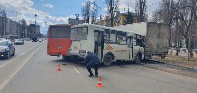 В Воронеже следственный комитет проверит ДТП с 2 маршрутками и пострадавшими пассажирами