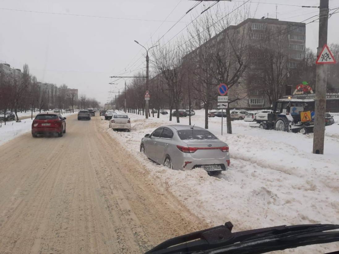 Не парковать машины на пути троллейбусов призвали автомобилистов власти  Воронежа | Горком36 новости Воронеж