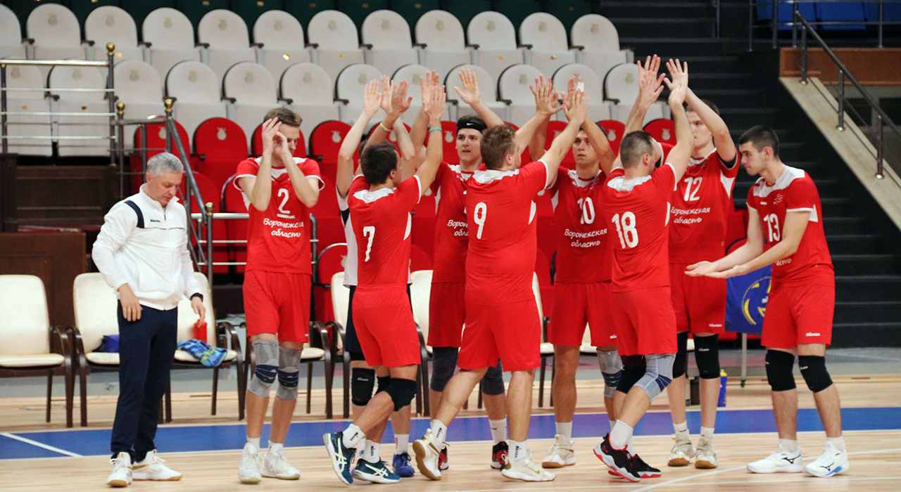 Волейболисты «Кристалла-Черкизово» дважды победили в Воронеже
