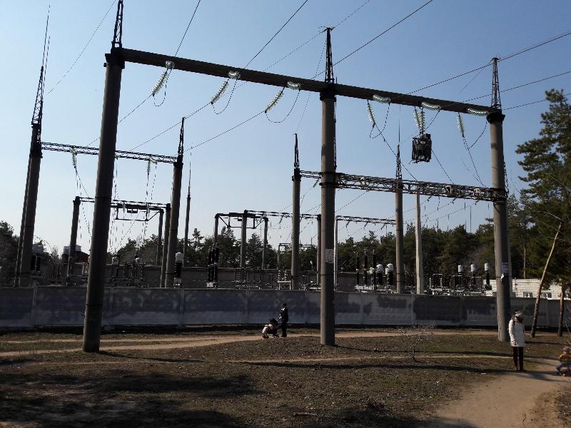 Оставшиеся без электричества два района Воронежа подключены к резервному питанию, ремонт продолжается