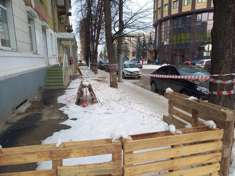Аварийные балконы на ул. Пушкинской в Воронеже демонтируют до 1 мая