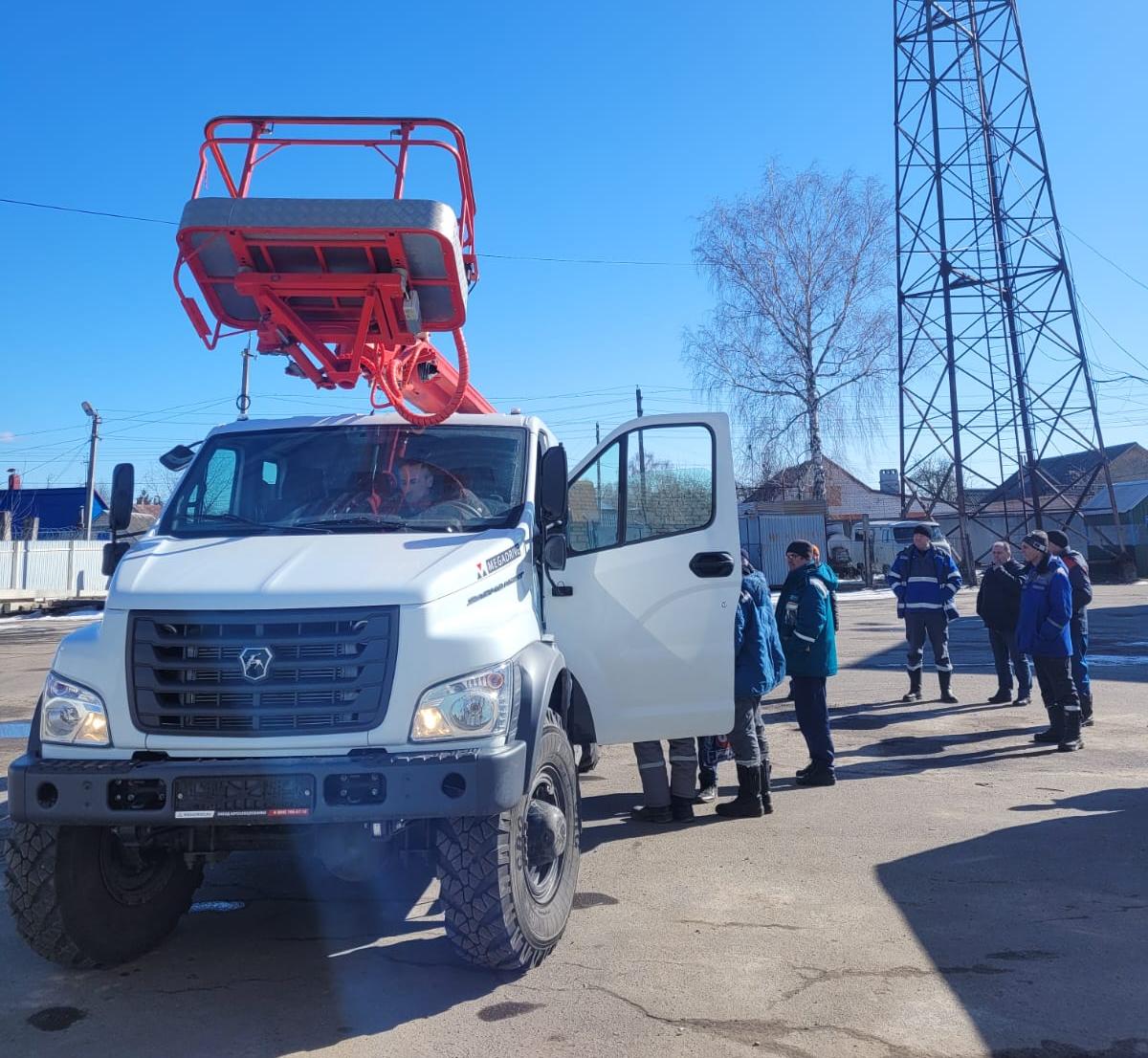 Автогидроподъемника АГП- 20-2. АГП для электросетей. РЭС. ПАО «Россети центр» - «Брянскэнерго».