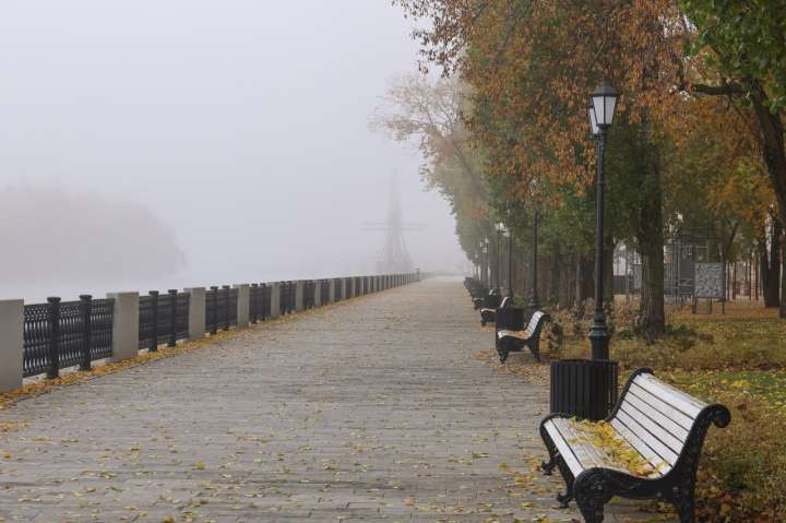 О судьбе «парящих» мостов на Петровской набережной рассказали воронежцам