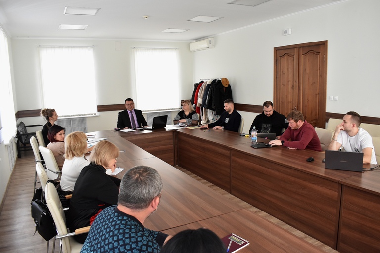 В управе Ленинского района прошёл круглый стол с предпринимателями 