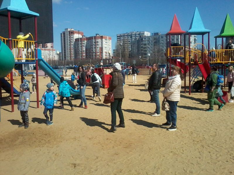 В Воронежской области из 200 коек для детей с коронавирусом заняты 187