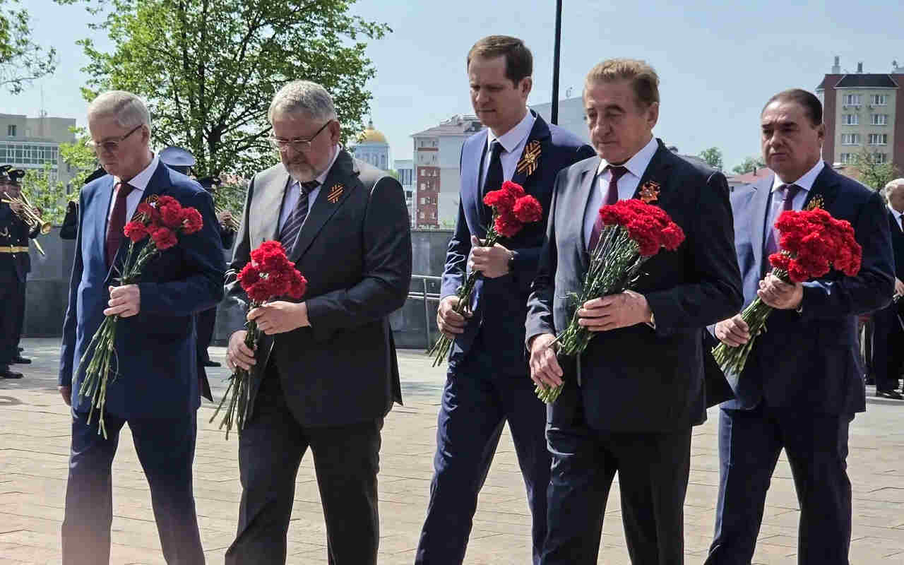 лу1.jpg