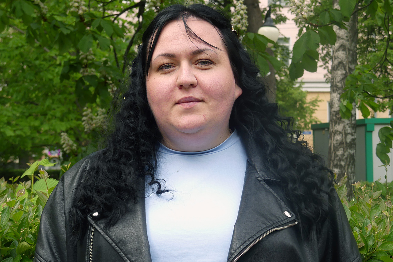Юлия в кружок.jpg