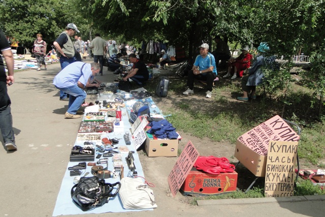 Кантемировка барахолка. Блошиный рынок в Воронеже. Барахолка Воронеж.