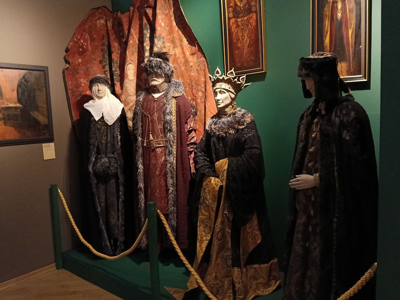 photo_2025-12-16_21-00-02 (3).jpg photo_2025-12-16_21-00-02 (3).jpg