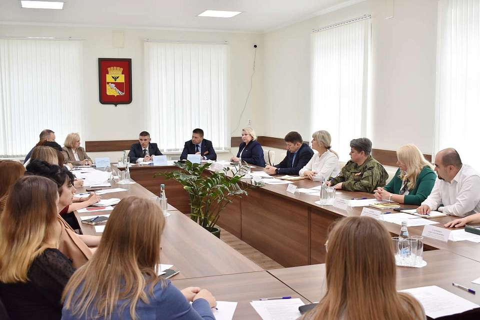 В Ленинском районе заработала система помощи в трудоустройстве для ветеранов СВО