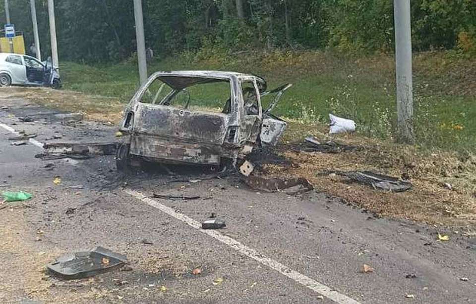 В столкновении двух автомобилей погиб житель Воронежской области и пострадали двое