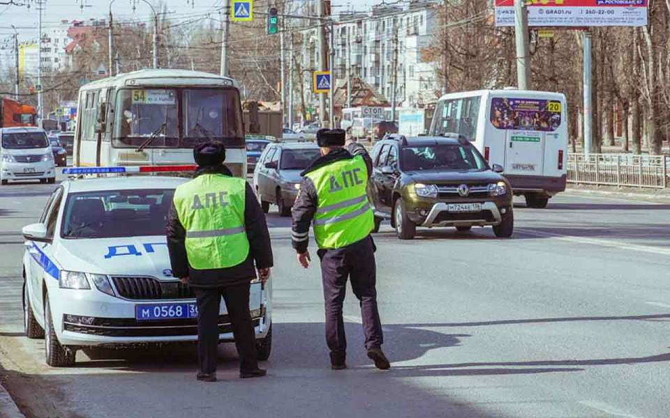 Водителя маршрутки без прав выявили на линии воронежские автоинспекторы