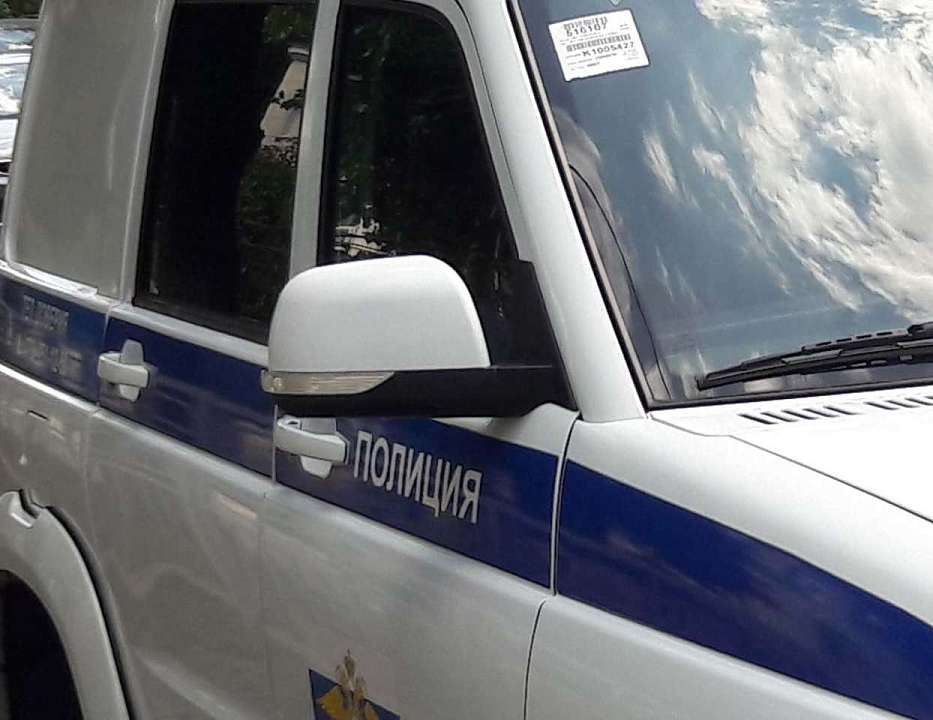В Воронеже столкнулись и перевернулись два автомобиля