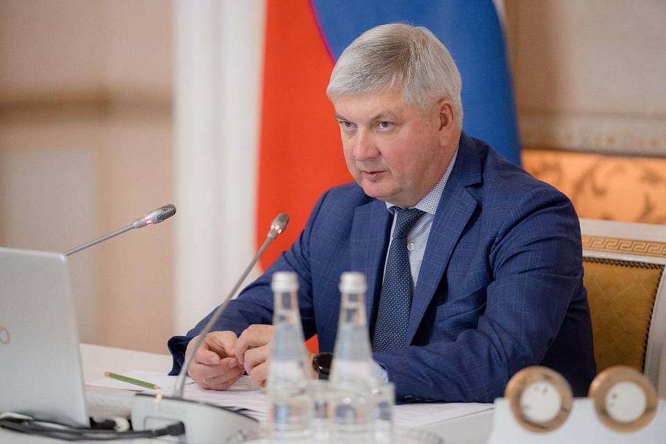 Воронежский губернатор предложил помощь в размещении белгородских детей на летний отдых