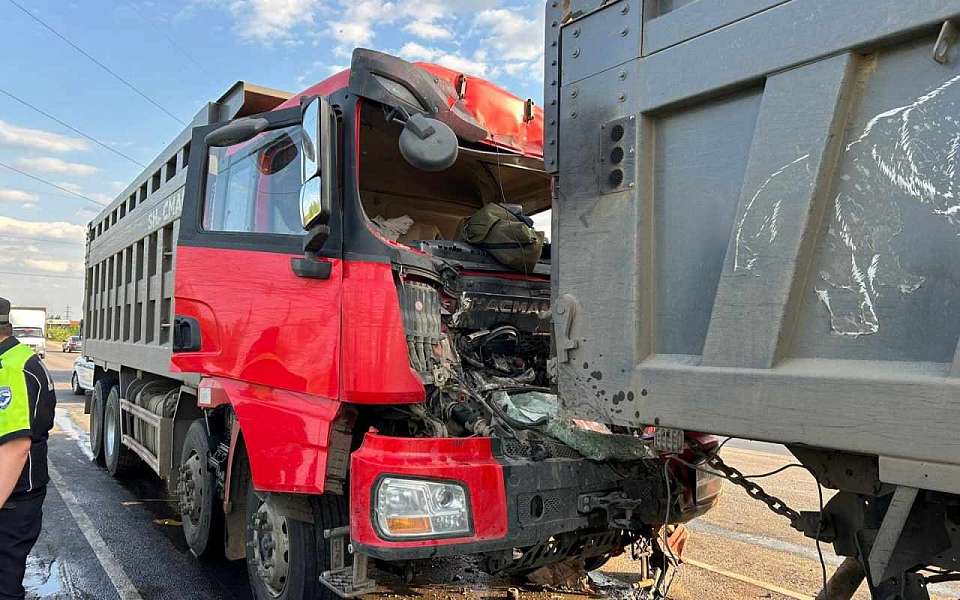 Дальнобойщик из Чечни погиб в ДТП с фурой на Машмете в Воронеже