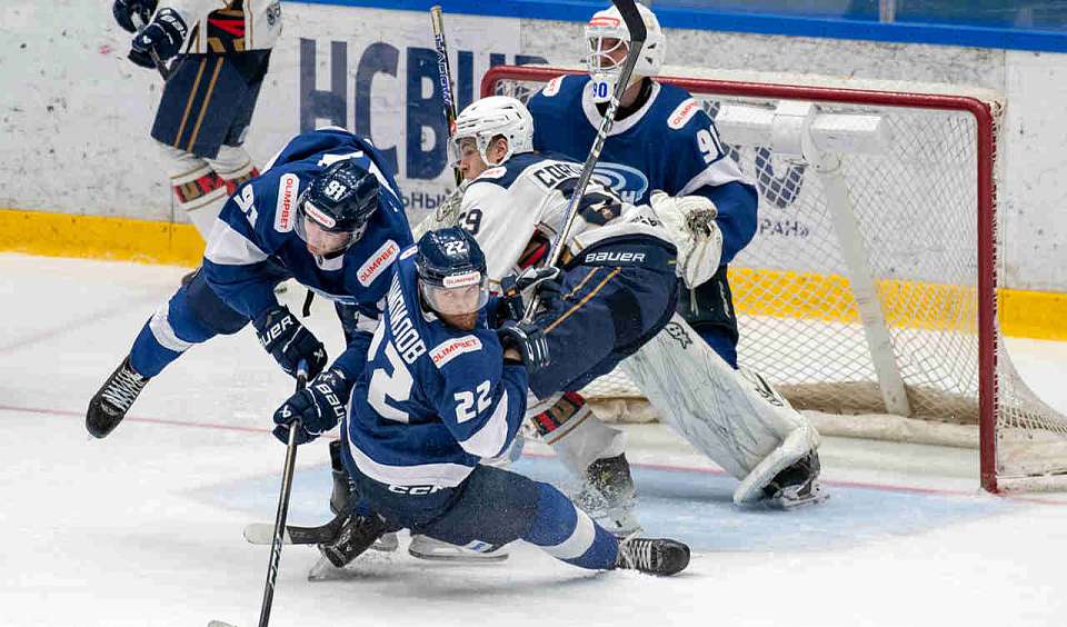 С разницей в одну шайбу «Буран» уступил в Воронеже «Соколу»