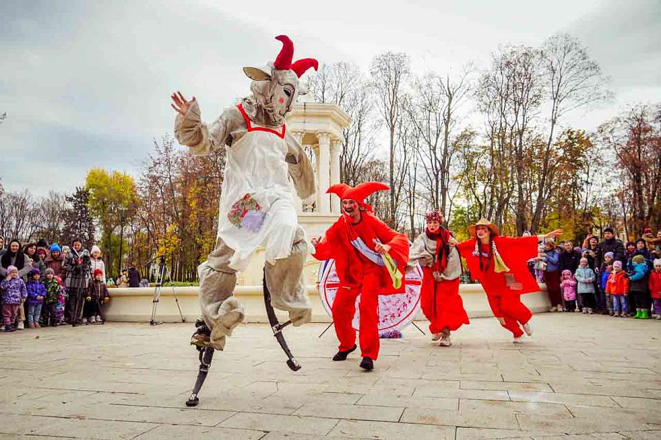Театральная лаборатория, эко-праздник и «Ночь искусств». Куда воронежцам сходить на длинных выходных с 1 по 4 ноября