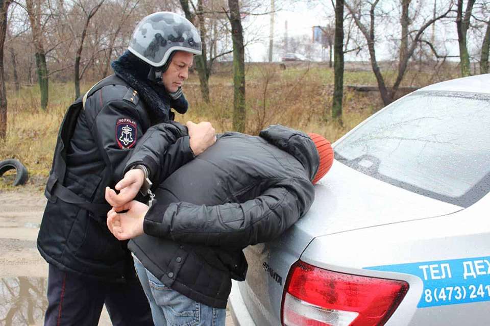 За финансирование экстремистов в Воронежской области задержан мужчина