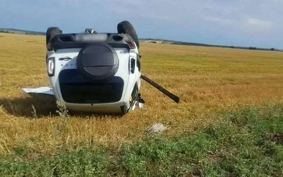 Пенсионерка погибла в разбившейся на воронежской трассе «Ниве»