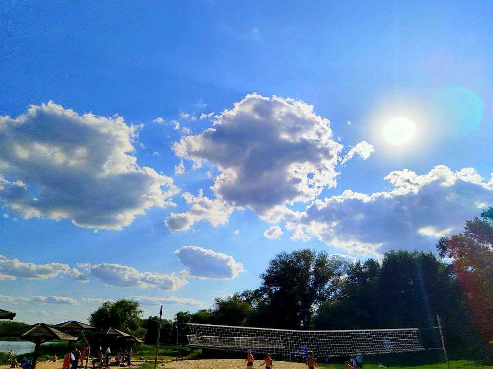 Штормовое предупреждение в Воронежской области объявили из-за жары